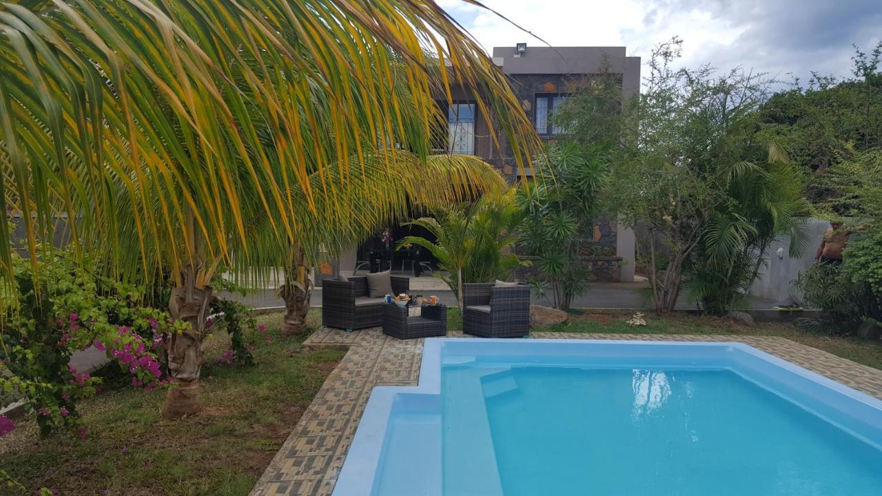 Habitación en casa particular Aux Plaisirs De La Vie